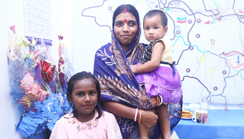 A mother with her children, a regular service seeker at SSKS Clinic